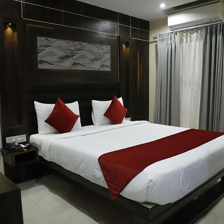 Hotel Trax International Jamshedpur Ngoại thất bức ảnh