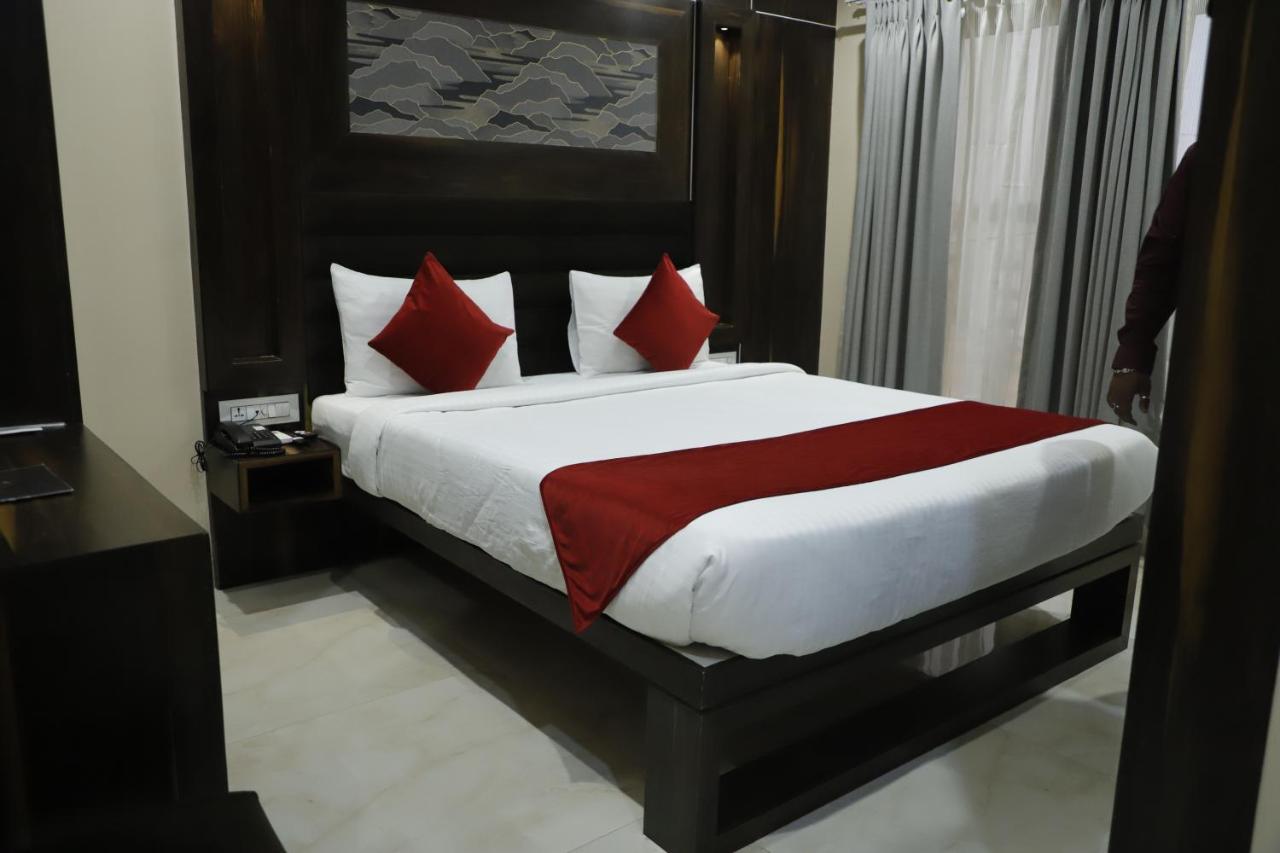 Hotel Trax International Jamshedpur Ngoại thất bức ảnh
